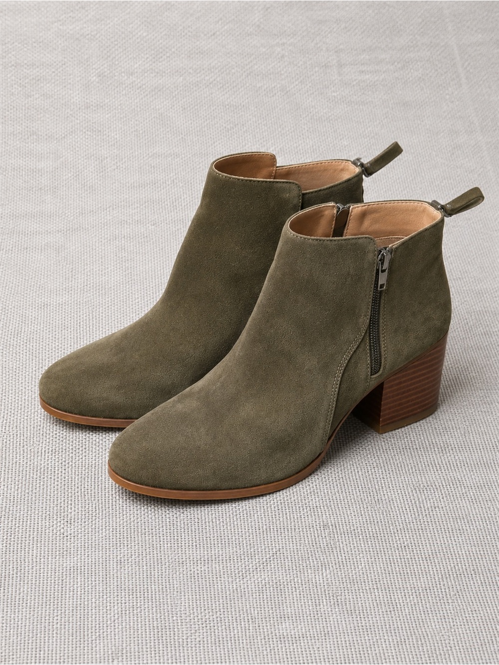 Sole Society River Army Green Suede Ankle Booties Size 8.5